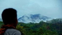 Lokasi air terjun Biroro ini, berjarak sekitar 5 kilometer dari pusat Kota Malino, atau sekitar 77 Km ke arah timur dari Kota Makassar, Sulawesi Selatan. (Muhammad Bakri/detikTravel)