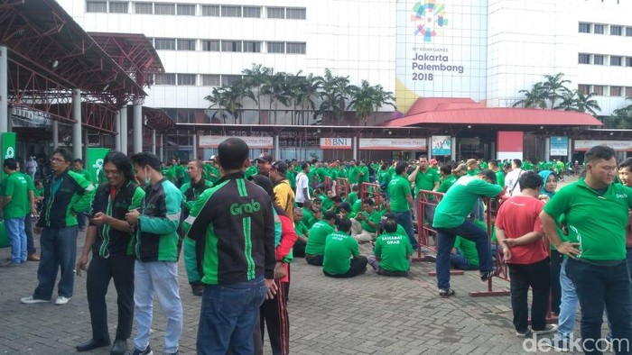 Presiden Jokowi kumpul bareng driver online di Kemayoran