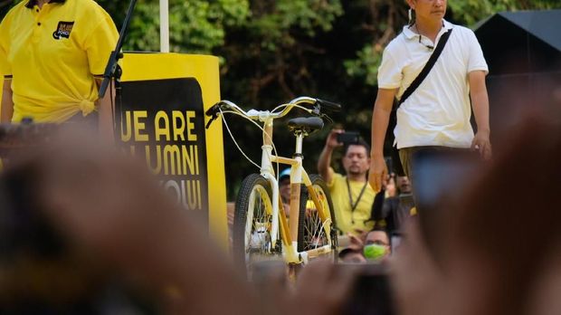 Sepeda bambu atau bamboobike yang dipakai Jokowi.