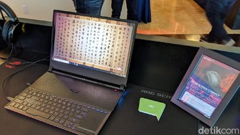Laptop ROG dengan layar 4K. Foto: Adi Fida Rahman/detikINET