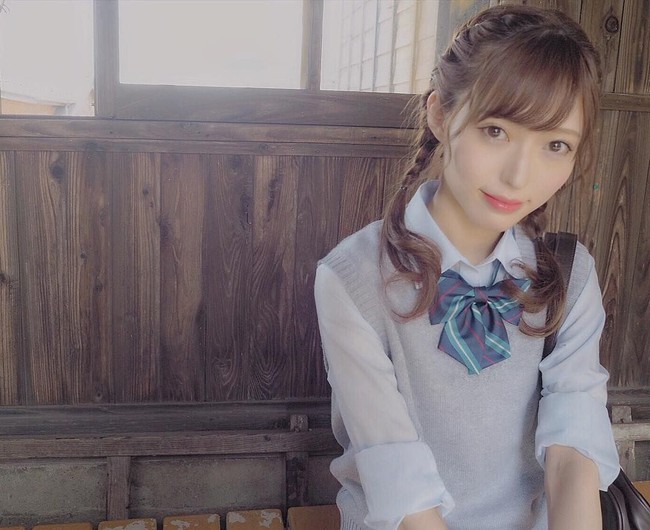 Sebelumnya Maho Yamaguchi memang sempat mengungkapkan soal pelecehan yang dialaminya di rumahnya sendiri dalam sebuah live streaming di media sosial. Dia mengatakan ada dua pria yang masuk ke rumahnya, membekap mulutnya dan menjatuhkannya ke lantai. Beruntung dia bisa melarikan diri dari mereka. Foto: Instagram @nohohon_mahohon