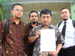 Kader PKS Polisikan Ade Armando Terkait Fitnah Prostitusi Online