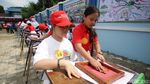 Yuk! Belajar Membuat Kertas Daur Ulang