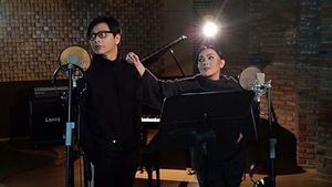 Couple Goals, Intip Kemesraaan Armand Maulana dan Dewi Gita