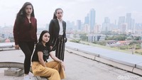 Nadya, Michelle dan Ayushita memiliki selera fashion yang berbeda dan kerap menjadi inspirasi bagi anak muda saat ini.
