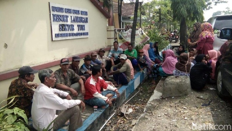 Dimediasi Polisi, Perseteruan Warga di Lamongan Berakhir Damai Dimediasi Polisi, Perseteruan Warga di Lamongan Berakhir Damai
