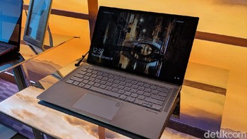 Ini adalah Zenbook 14. Foto: Adi Fida Rahman/detikINET