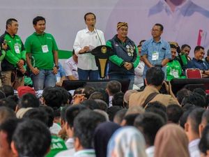 Jokowi ke Ojol: Pekerjaan Mulia dan Sejahterakan Keluarga