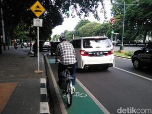 Total 7 Orang Pesepeda Ditabrak Mobil di Sudirman, Pelaku Seorang PNS