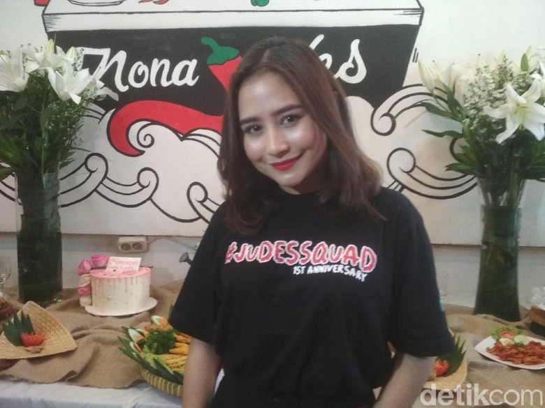 Gara-gara Buka Restoran, Prilly Latuconsina Jadi Banyak Makan Gara-gara Buka Restoran, Prilly Latuconsina Jadi Banyak Makan