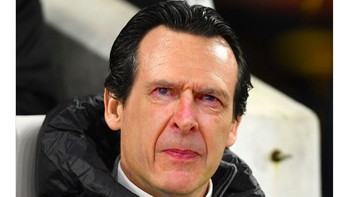 Apakah pelatih Unai Emery adalah Arsene Wenger yang menyamar? Foto: istimewa