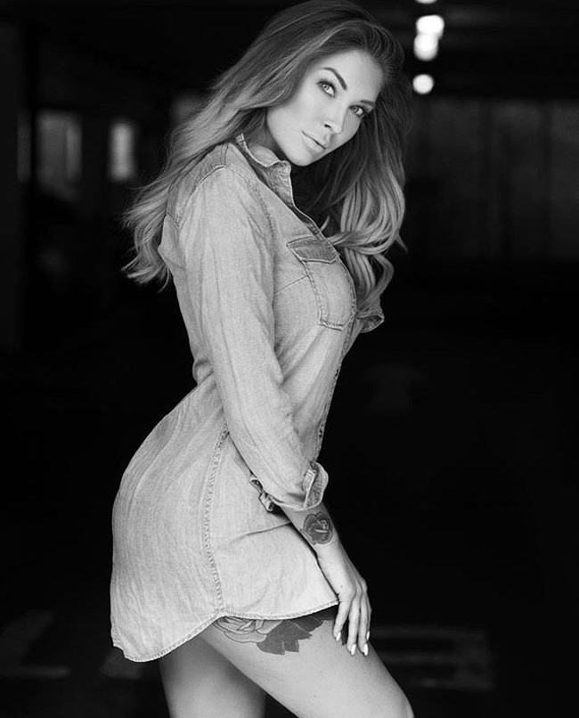 Pada usia 18 tahun Brooke Lynette pindah ke London dari Edinburgh dan memulai karier modeling sejak 2008. Dia telah menjadi model untuk fashion, editorial, komersial, dan model lingerie. Foto: Dok. Instagram