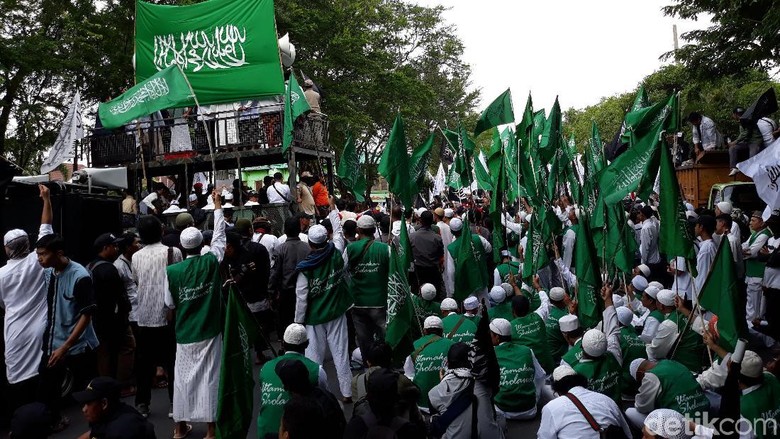 Alasan Polisi Hadang Massa PA 212 Solo di Batas Kota: Acara Ilegal Alasan Polisi Hadang Massa PA 212 Solo di Batas Kota: Acara Ilegal