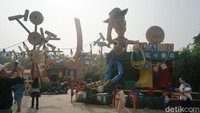 Uji nyali di Toy Story Land. Foto: (Desi Puspasari/detikHOT)