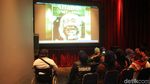 Senyum Semringah Penyandang Disabilitas Kunjungi Museum Keramik