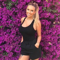 Dikenal dengan nama Brookelyn di media sosial, wanita asal Edinburgh ini memulai kariernya pada 2016. Ia pun menjadi salah satu sensasi di internet yang kini tengah naik daun. Foto: Dok. Instagram