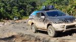 Potret Jalan Trans Papua yang Rusak Berat