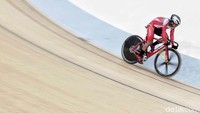 Angga Dwi Wahyu Prahesta bertanding di Asian Track Cycling Championship 2019 yang berlangsung di Velodrome, Rawamangun, Minggu (13/1/2018).