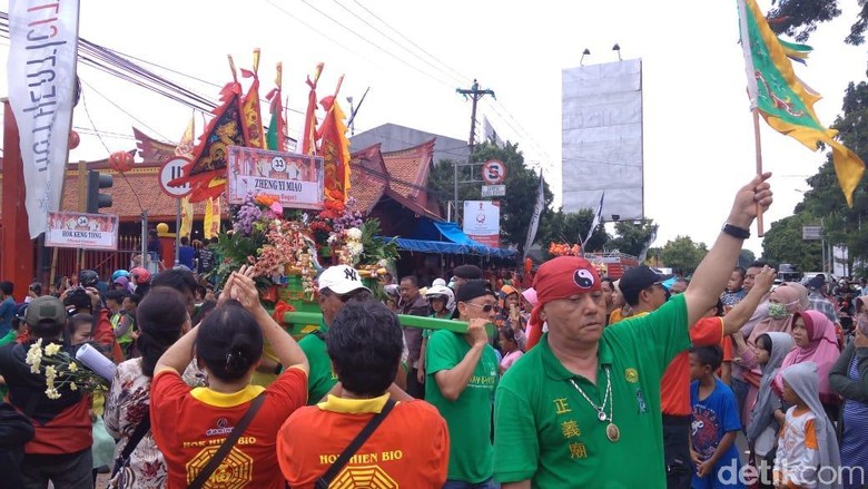 Doakan Pilpres Damai, 60 Kelenteng Nusantara Gelar Kirab di Kudus Doakan Pilpres Damai, 60 Kelenteng Nusantara Gelar Kirab di Kudus