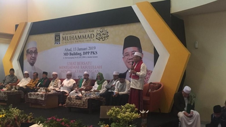 Di Maulid Nabi PKS, Sohibul Minta Kader Teladani Sifat Rasulullah Di Maulid Nabi PKS, Sohibul Minta Kader Teladani Sifat Rasulullah