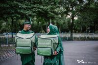 Uniknya Foto Pernikahan Pasangan Ini yang Bertema GrabFood