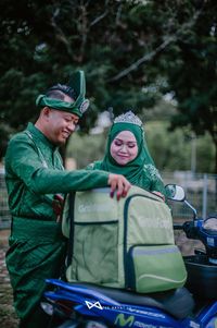 Uniknya Foto Pernikahan Pasangan Ini yang Bertema GrabFood
