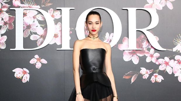 Afternoon Tea Bertema Dior Ditawarkan Selama 'London Fashion Week'