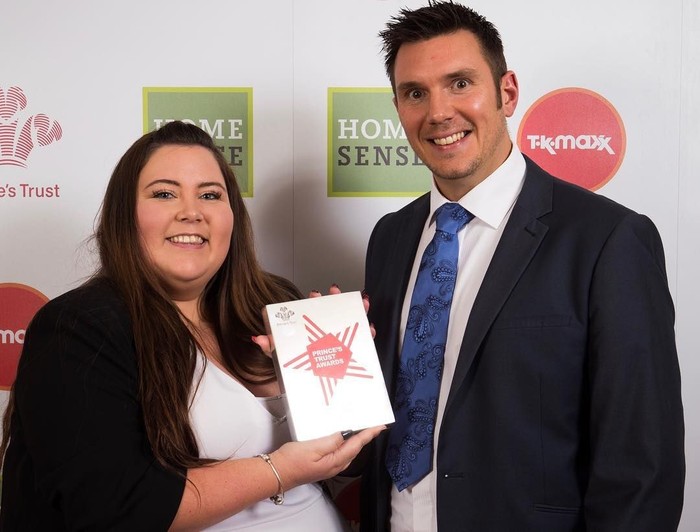 Carly memenangkan beberapa penghargaan, salah satunya Princes Trust Enterprise Award 2018.Foto: Instagram/Anaphasestore Carly memenangkan beberapa penghargaan, salah satunya Princes Trust Enterprise Award 2018.Foto: Instagram/Anaphasestore