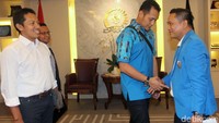 Kedua pihak telah sepakat mengakhiri pertikaian tersebut.