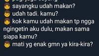 Mau makan harus ngebarin, mau tidur dan mau pergi juga pasti harus ngabarin. Duh pacaran begini jadi kayak diteror ya. Foto: Twitter
