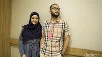 Revalina S Temat mengaku terus didampingi suaminya selama persalinan. Foto: (Palevi/detikHOT)