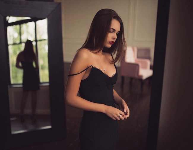 Saat Oktyabrina masuk dalam daftar wanita tercantik dunia pada 2016, kecantikannya juga membuat penyelenggara Miss Rusia jatuh hati. Mereka sampai mencari-cari sosoknya untuk memintanya mengikuti Miss Rusia. Sayang setelah mereka berhasil menemuinya, model seksi itu ternyata tak memenuhi kriteria. Tinggiku hanya 166 cm, mereka mencari minimal 170 cm, ujarnya. Foto: Instagram