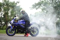 Yamaha R25