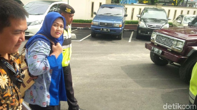 Bupati Bekasi Neneng Jadi Saksi Sidang Suap Meikarta Bupati Bekasi Neneng Jadi Saksi Sidang Suap Meikarta