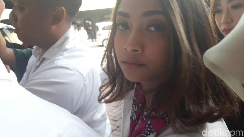 Sudah Ditahan 18 Hari, Bagaimana Kondisi Vanessa Angel Sekarang? Sudah Ditahan 18 Hari, Bagaimana Kondisi Vanessa Angel Sekarang?