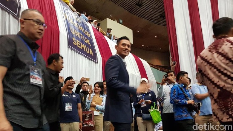 AHY: Kami Senang Program Prorakyat Era SBY Digaungkan Prabowo AHY: Kami Senang Program Prorakyat Era SBY Digaungkan Prabowo