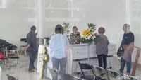 Alumnus Lenong Rumpi ini sudah setahun belakangan tidak mau ke rumah sakit. Foto: Vey/detikHOT