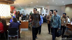 Ke BKPM, Jokowi Cek Izin Online Kelar 2 Jam