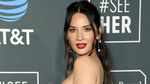 Olivia Munn Bergaun Polka Dot Monochrome