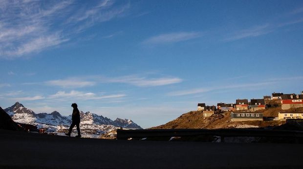Ternyata Ada China Dibalik Getolnya Trump Beli Greenland