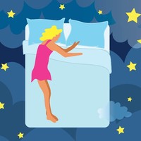 Tidur menyamping dengan kedua tangan terjulur ke depan. Posisi tidur favorit ini mengindikasikan kamu sedang mengharapkan atau merindukan seseorang/sesuatu. Gaya tidur seperti ini juga menandakan kamu orang yang terbuka, tapi cenderung lama memutuskan sesuatu. Foto: iStock