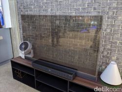 Penampakan TV Transparan yang Pukau Pengunjung CES 2019