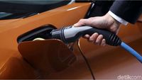 Mencoba BMW i8 Roadster, Mobil Listrik Dengan Performa Mobil Sport