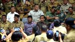 Momen Jokowi Minta Ribuan Perangkat Desa Tak Demo