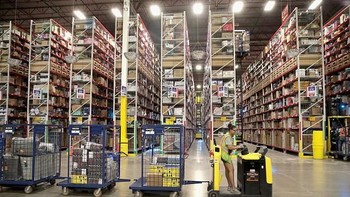 Pada tahun 2019, Amazon memiliki real estat senilai USD 39,2 miliar, hampir 40 kali lipat dari nilai yang dimilikinya pada tahun 2010 (USD 1 miliar). Foto: Getty Images