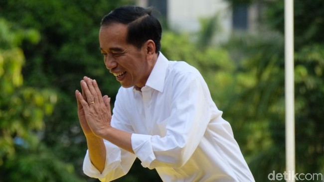 5 Daftar Kebijakan Plin-plan Jokowi yang Batal Secepat Kilat