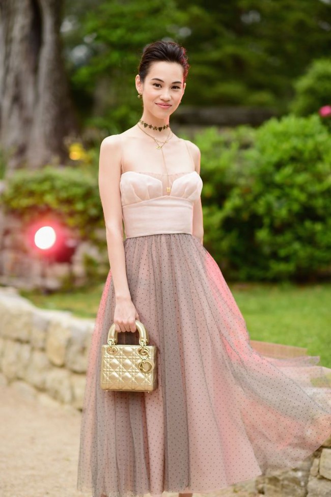 Bukan hanya karena G-Dragon saja sosok Kiko Mizuhara menjadi sensasi di dunia maya. Pada April 2018 ketika ramai kampanye melawan pelecehan seks pada wanita #metoo, Kiko pernah mengungkapkan kejadian tidak menyenangkan yang dialaminya sebagai model. Foto: Dok. Getty Images, Instagram