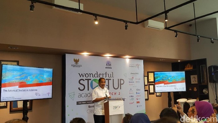 Menpar Ingin Agar Ada Lebih Banyak Platform Wisata Digital