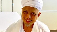 Prosesi pemakaman kemungkinan dilakukan selepas zuhur. Foto: Ustaz Arifin Ilham saat dirawat di Penang (Instagram @alvin_411)