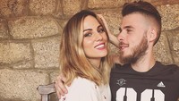 Kenalkan, inilah Edurne Garcia. Seorang penyanyi, model dan artis asal Spanyol yang juga pacar dari kiper Manchester United, David De Gea (Instagram/edurnity)